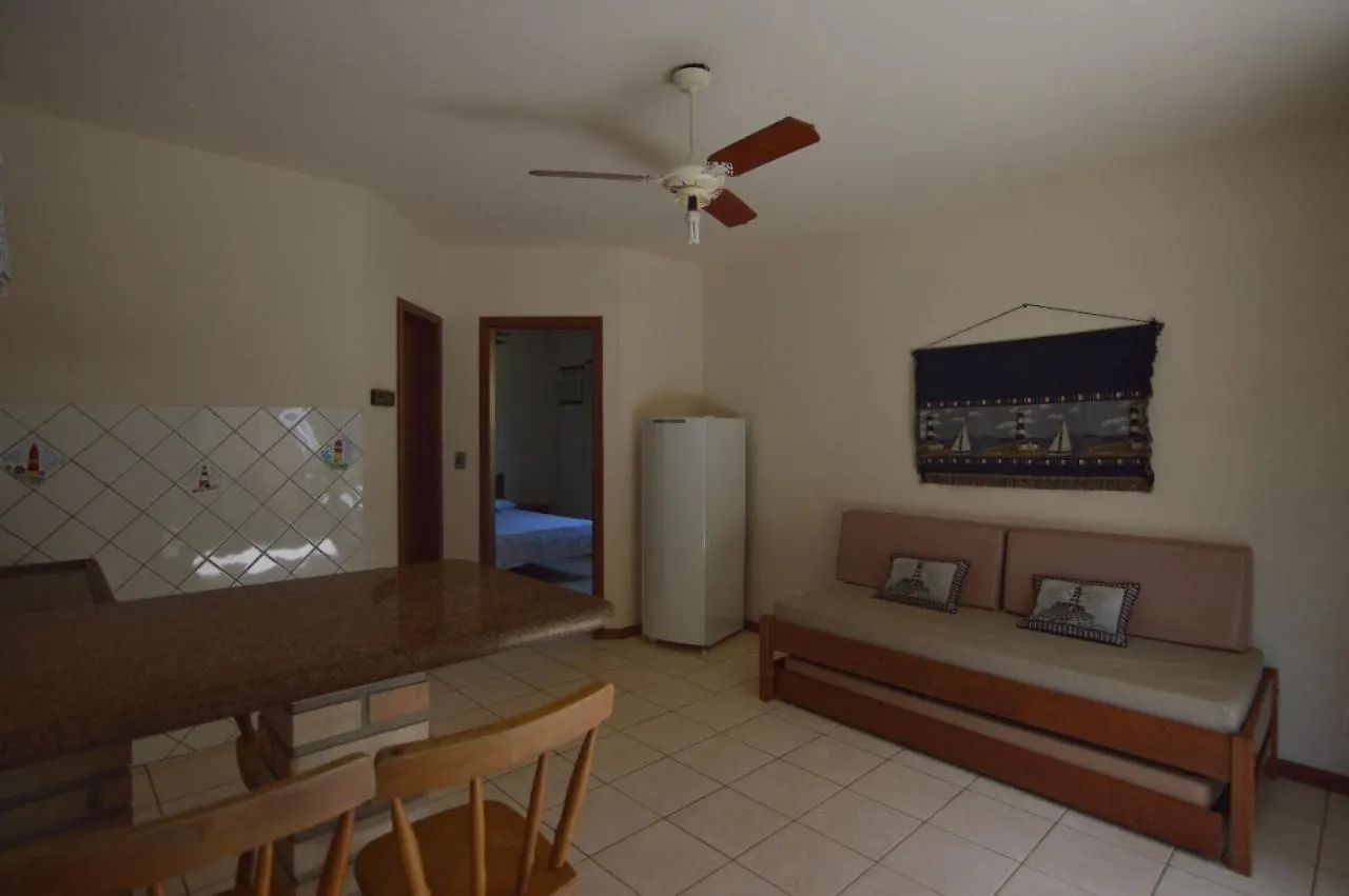 Apartamento Residencial E Pousada Com Piscina Farol 1245,10 Florianópolis