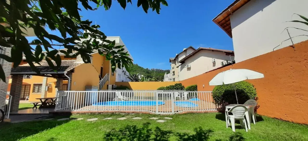 Apartamento Residencial E Pousada Com Piscina Farol 1245,10 Florianópolis